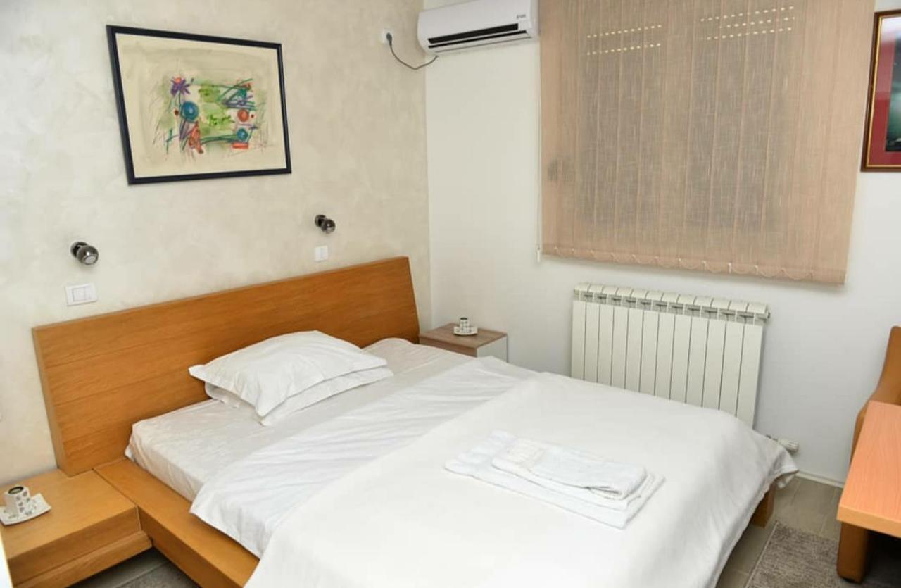 Hotel Sunce Kraljevo Luaran gambar